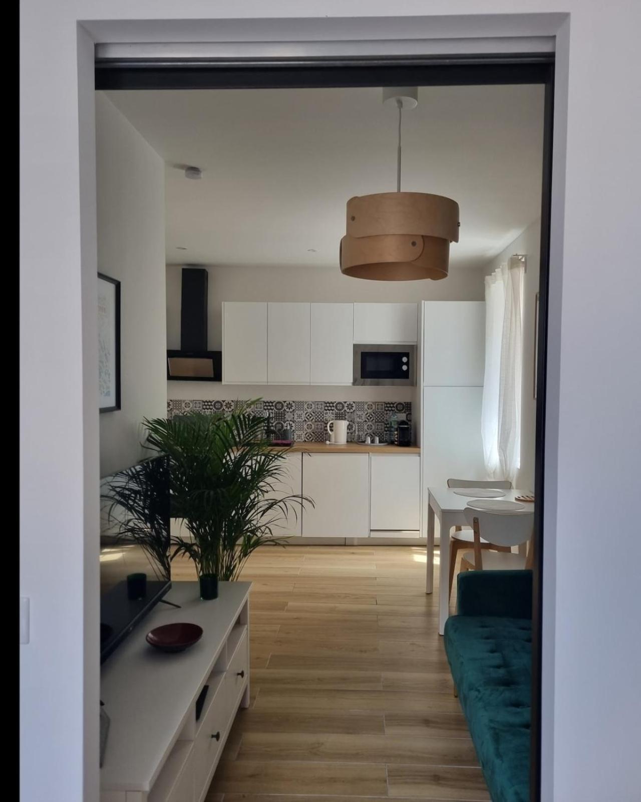 06An - Beautiful Apartment In The Heart Of Old Antibes Buitenkant foto