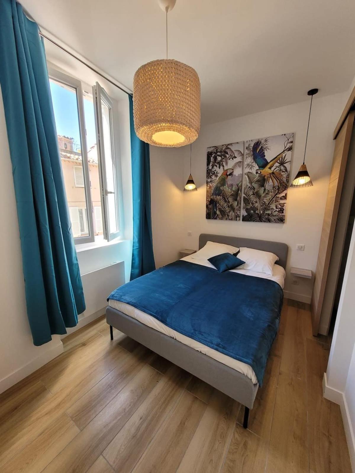 06An - Beautiful Apartment In The Heart Of Old Antibes Buitenkant foto